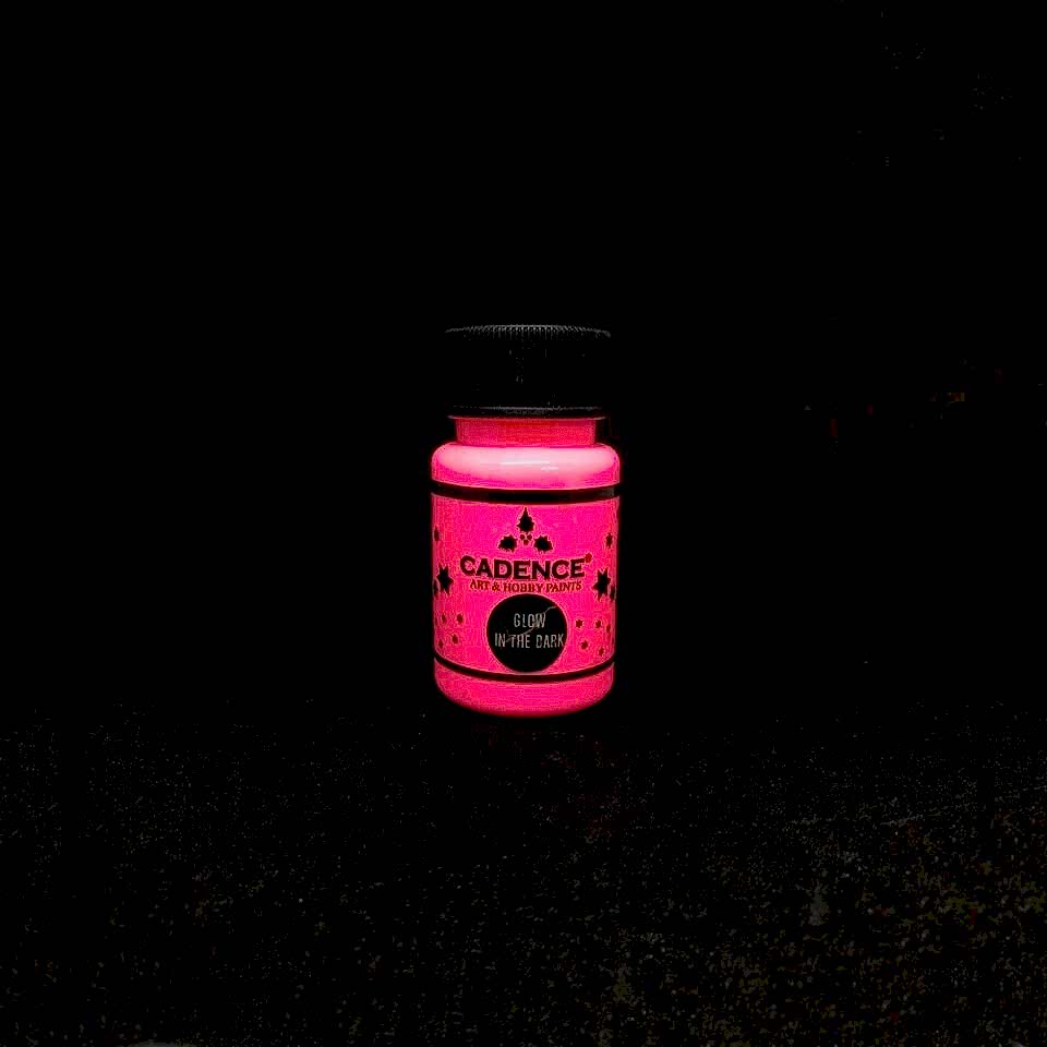 579 PEMBE - GLOW IN THE DARK